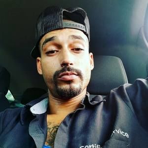 Meet your Posher, Roberto